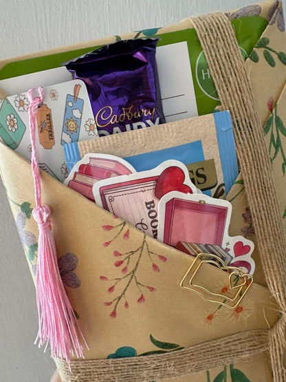 Blind date with a book - Romantic comedy