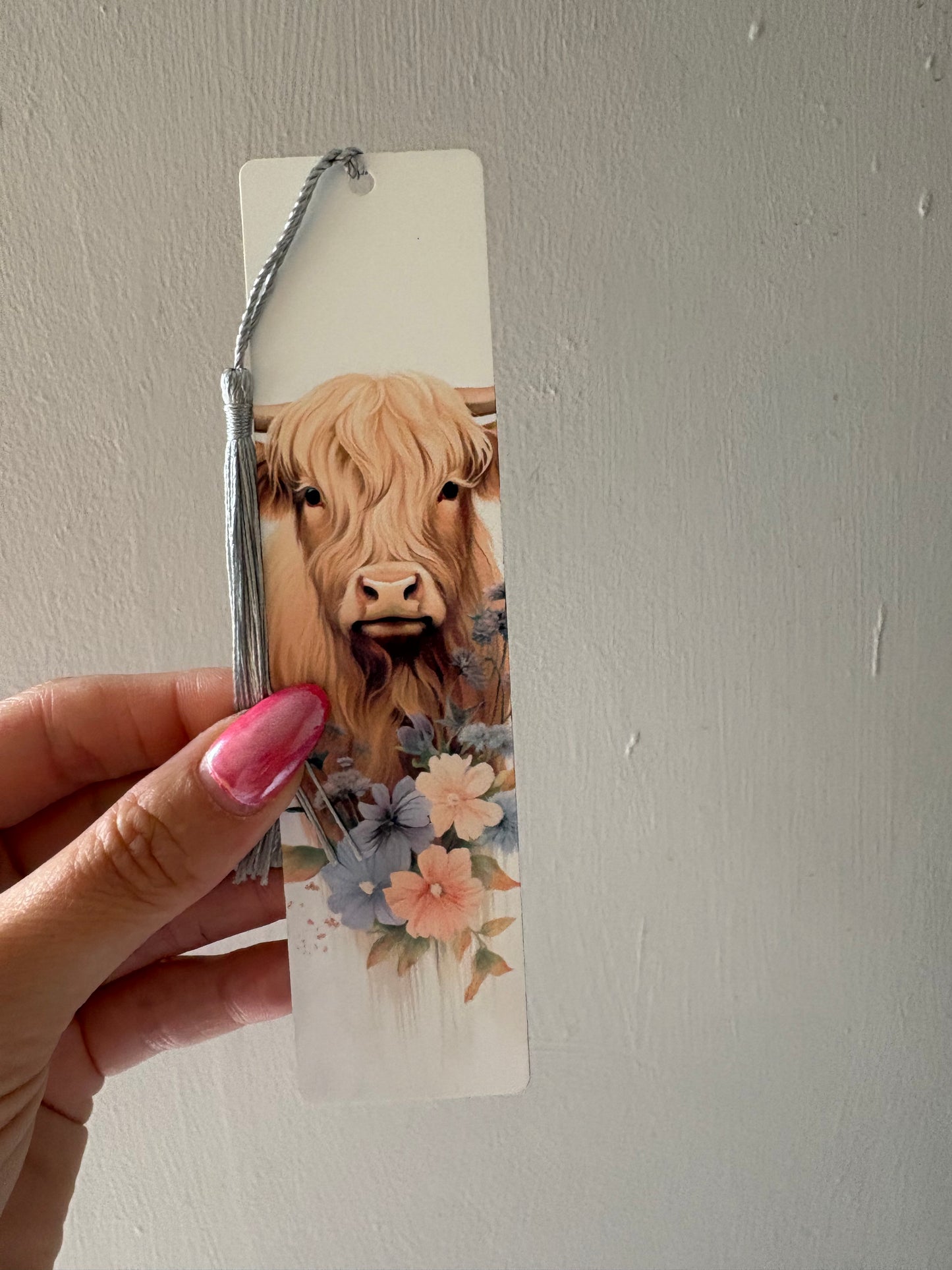 Highland cow with flowers